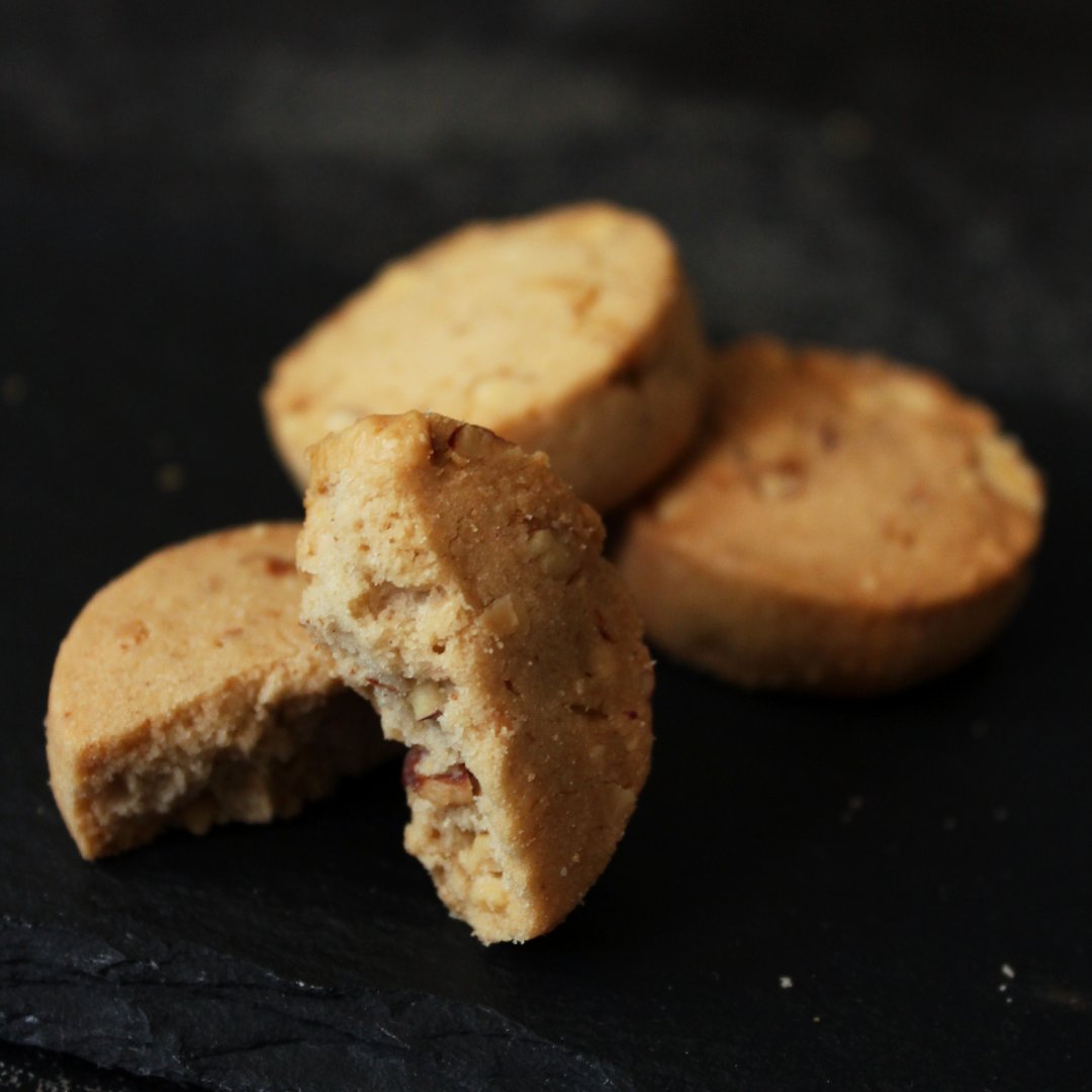 NUTS LAB クッキー缶 -Autumn-