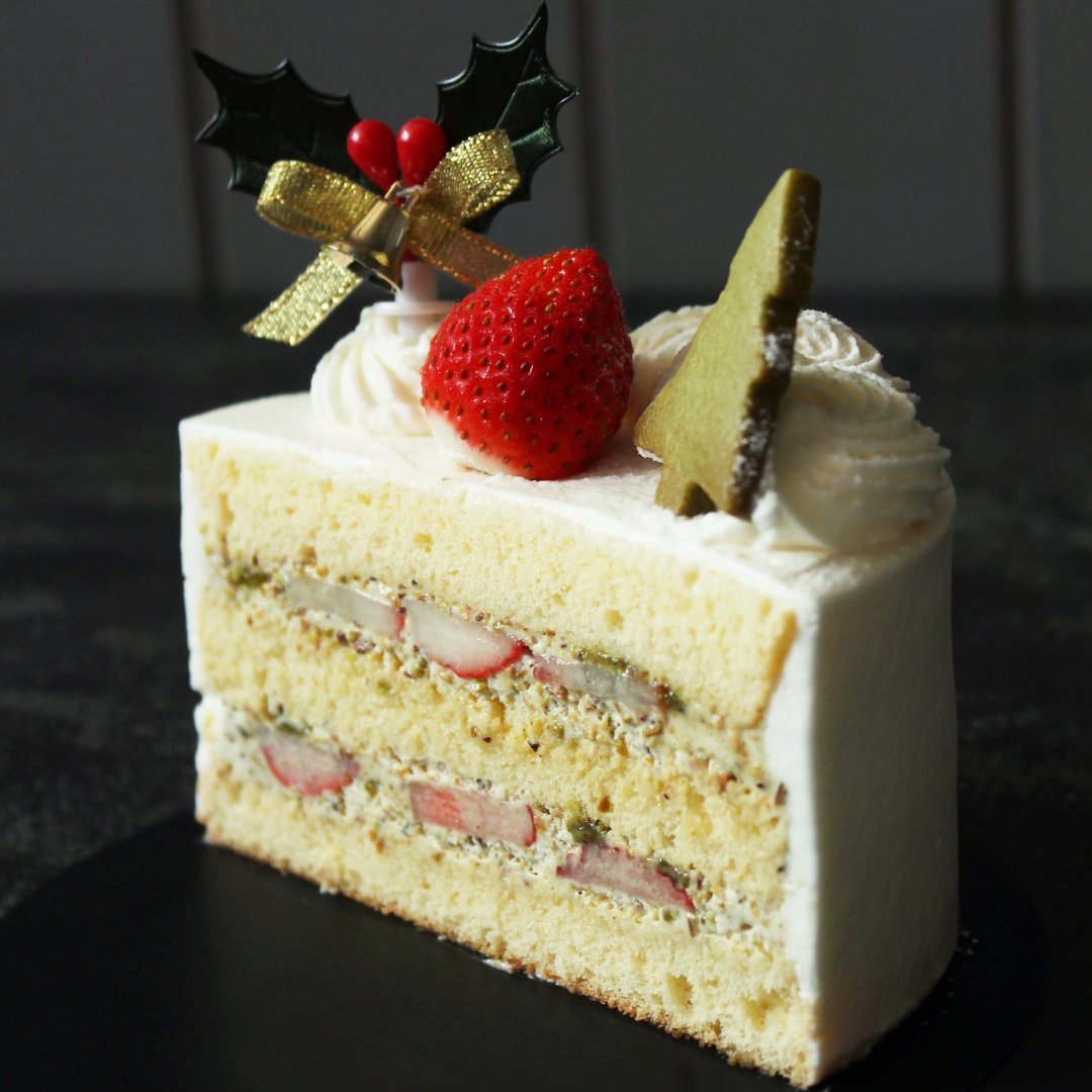 ピスタチオと苺のクリスマスケーキ -2025-【店頭受け取り限定】