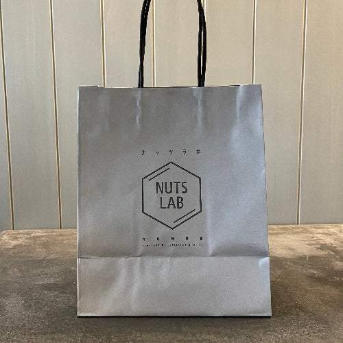 NUTS LAB ロゴ入りオリジナル紙袋