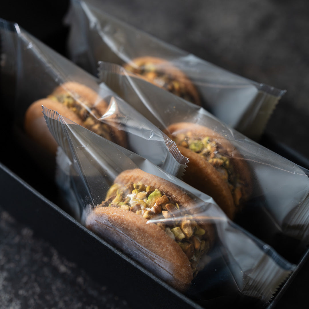 【期間限定】ピスタチオバターサンド 4個入り