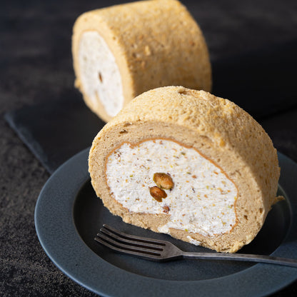 【予約限定】ピスタチオフルロールケーキ