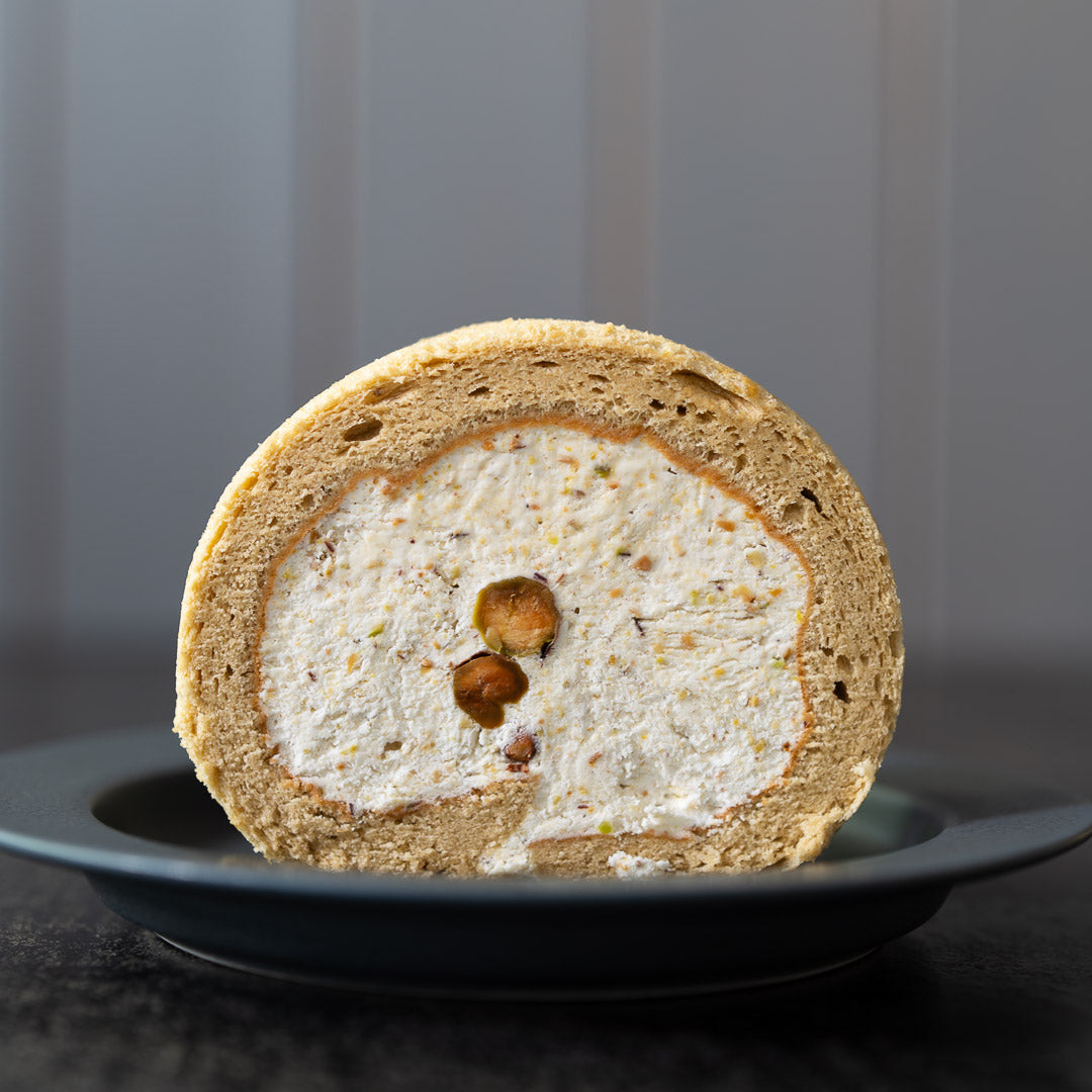 【予約限定】ピスタチオフルロールケーキ